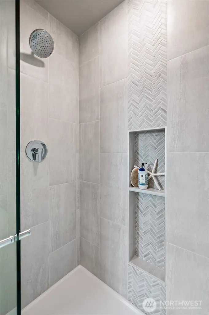 14424 Madison Way Lynnwood WA 98087