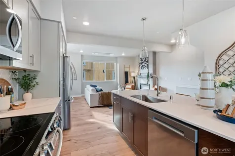 14424 Madison Way Lynnwood WA 98087