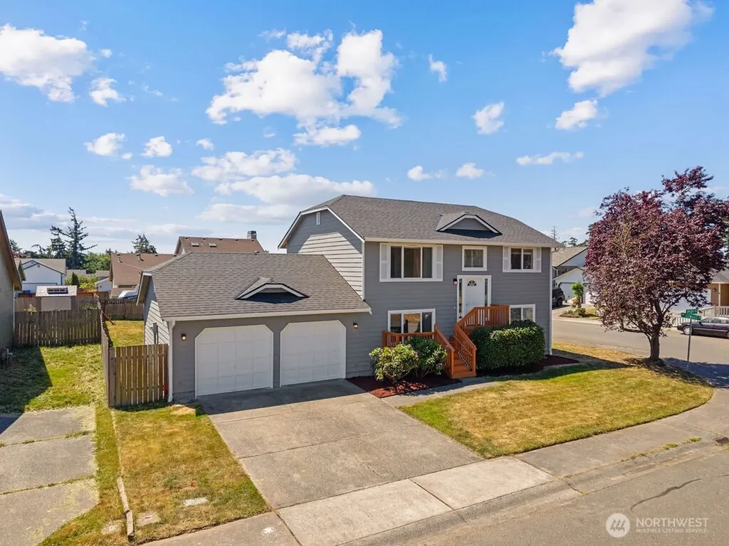 1675 SW 8th Avenue Oak Harbor WA 98277