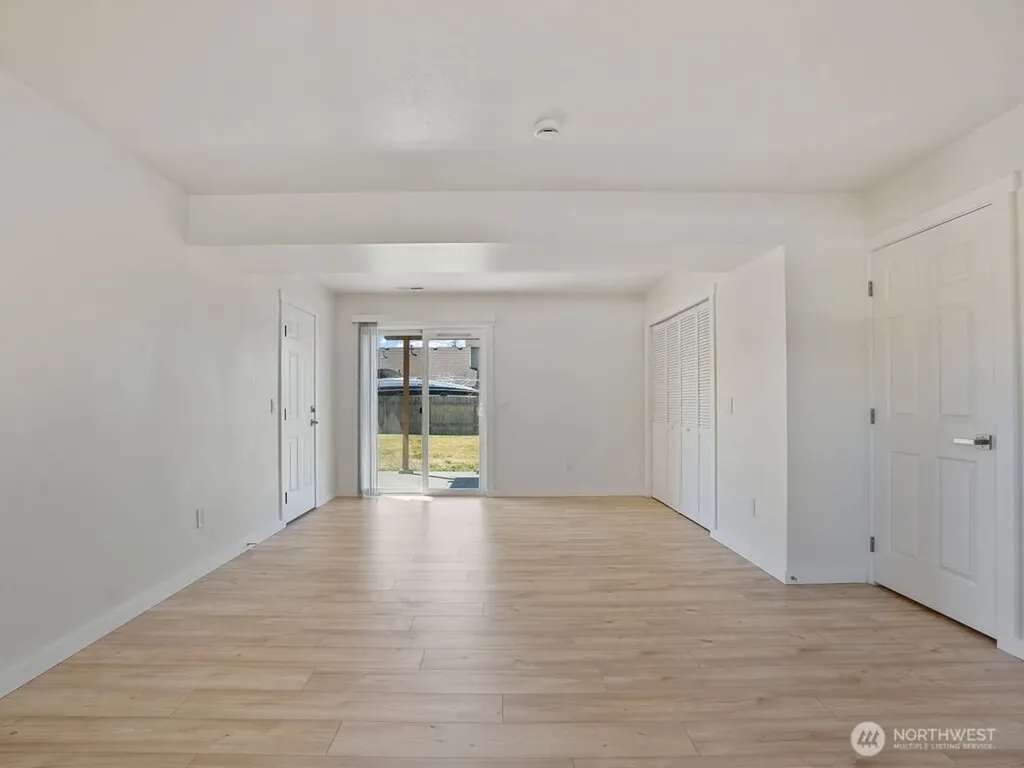 1675 SW 8th Avenue Oak Harbor WA 98277