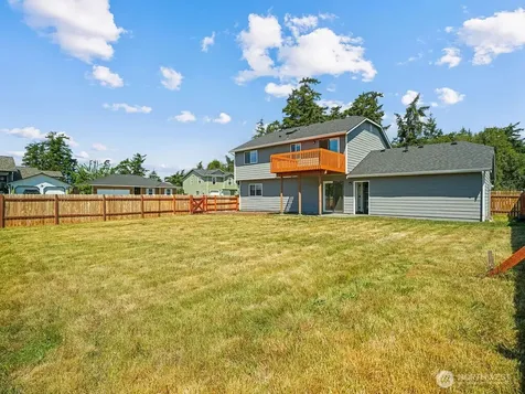 1675 SW 8th Avenue Oak Harbor WA 98277