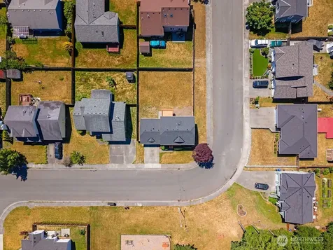 1675 SW 8th Avenue Oak Harbor WA 98277