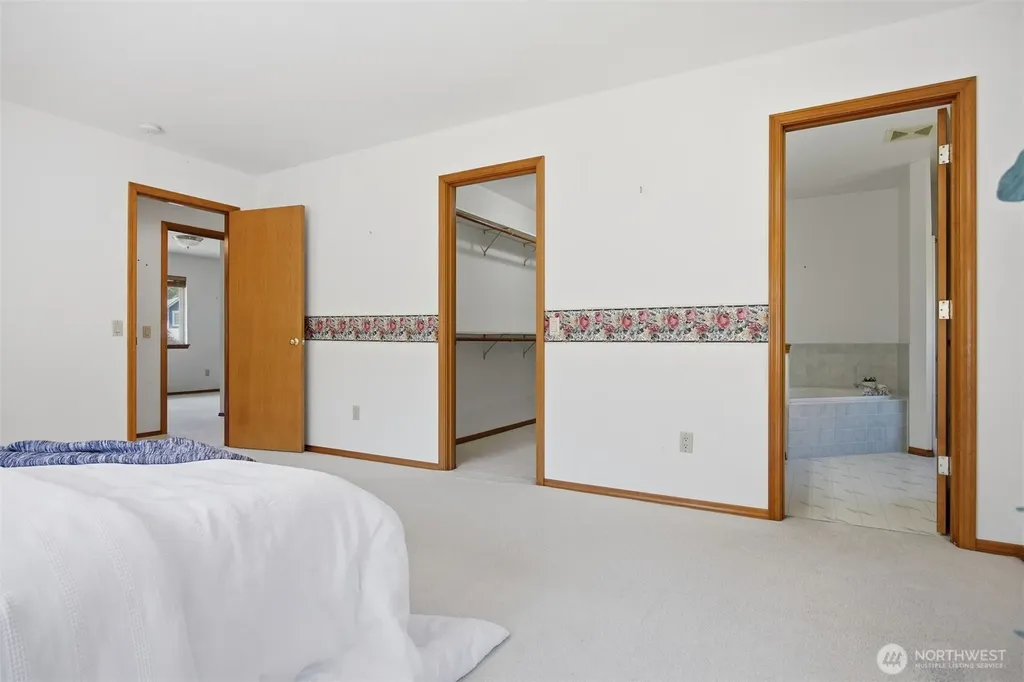 1608 Brook View Place Bellingham WA 98229