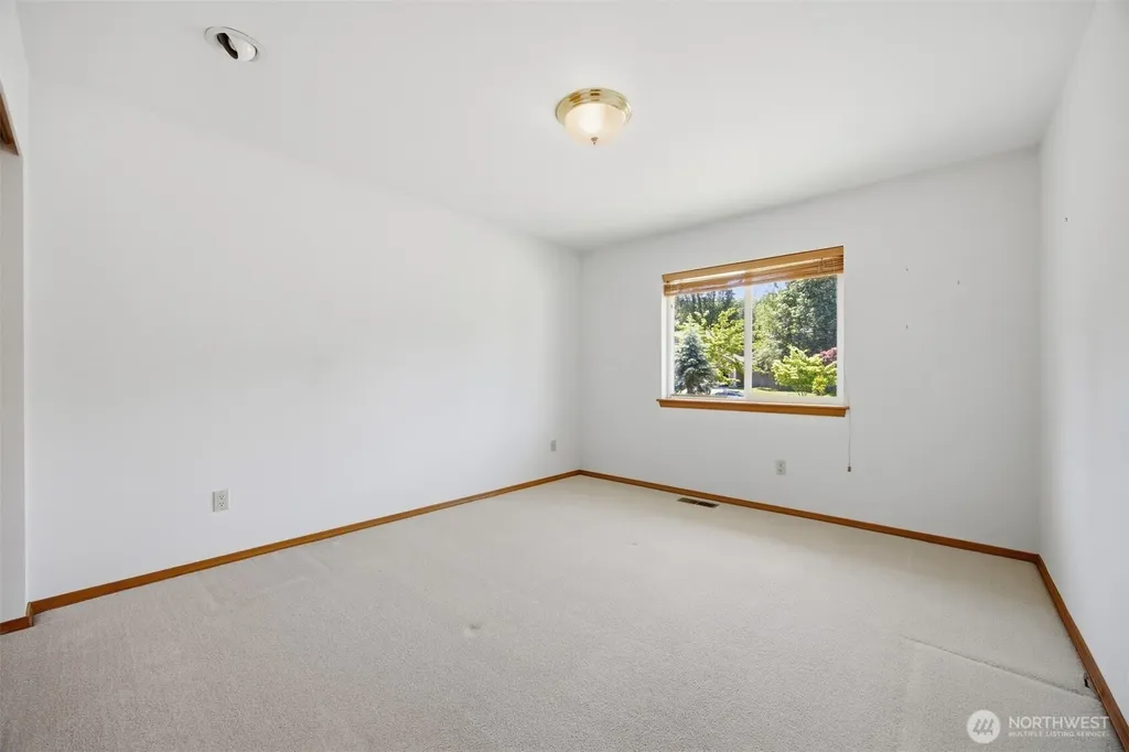 1608 Brook View Place Bellingham WA 98229