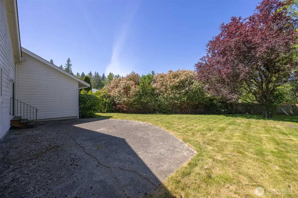 1608 Brook View Place Bellingham WA 98229