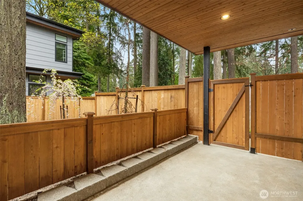 12710 NE 72nd Street Kirkland WA 98033