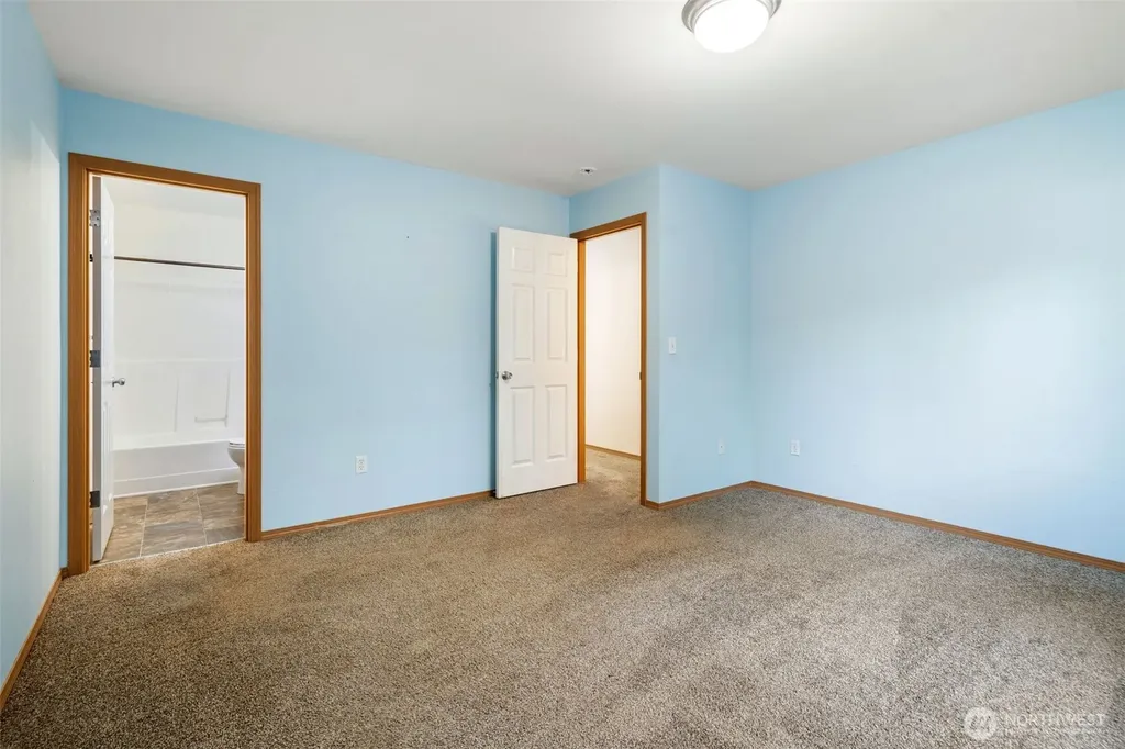 31 E Squaxin Place Shelton WA 98584