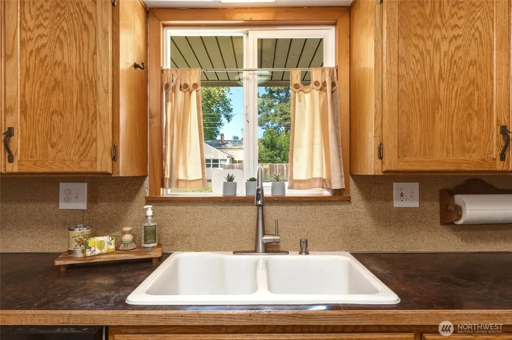 708 Alvarado Terrace Walla Walla WA 99362