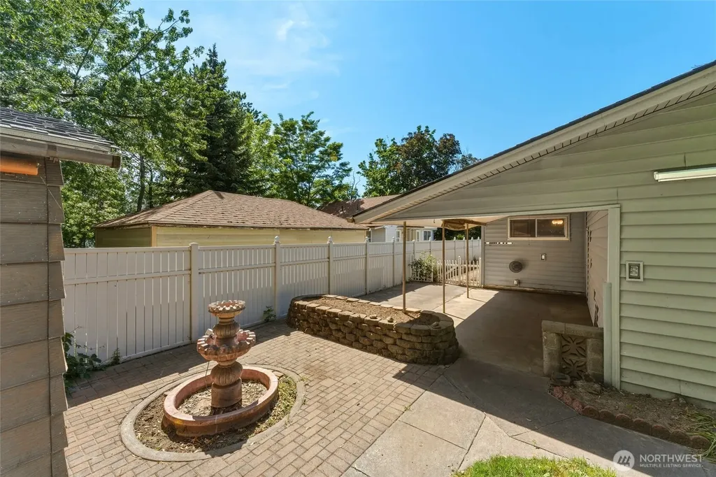 708 Alvarado Terrace Walla Walla WA 99362