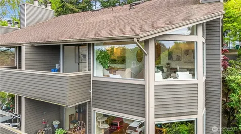 2616 4th Avenue N Seattle WA 98109