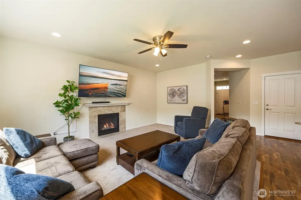 6605 Svea Court NE Lacey WA 98516