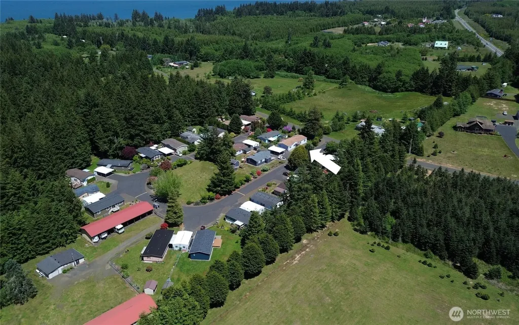 17 Rustemeyer Road Aberdeen WA 98520