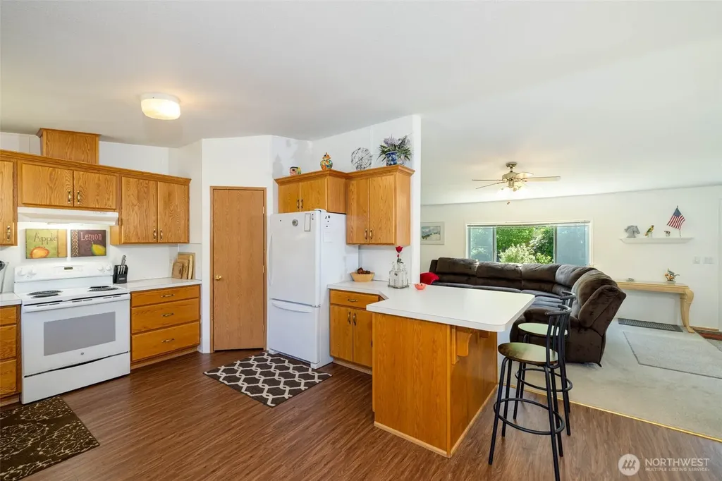 17 Rustemeyer Road Aberdeen WA 98520
