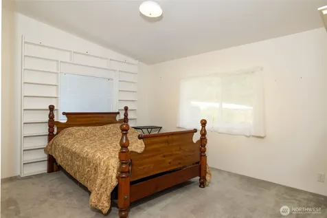 17 Rustemeyer Road Aberdeen WA 98520