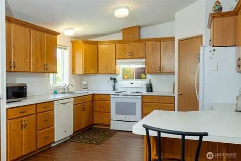 17 Rustemeyer Road Aberdeen WA 98520
