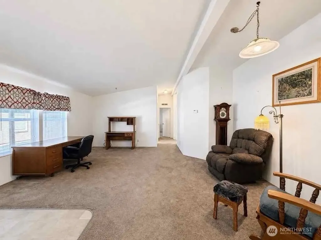 10239 185th Street SW Rochester WA 98579