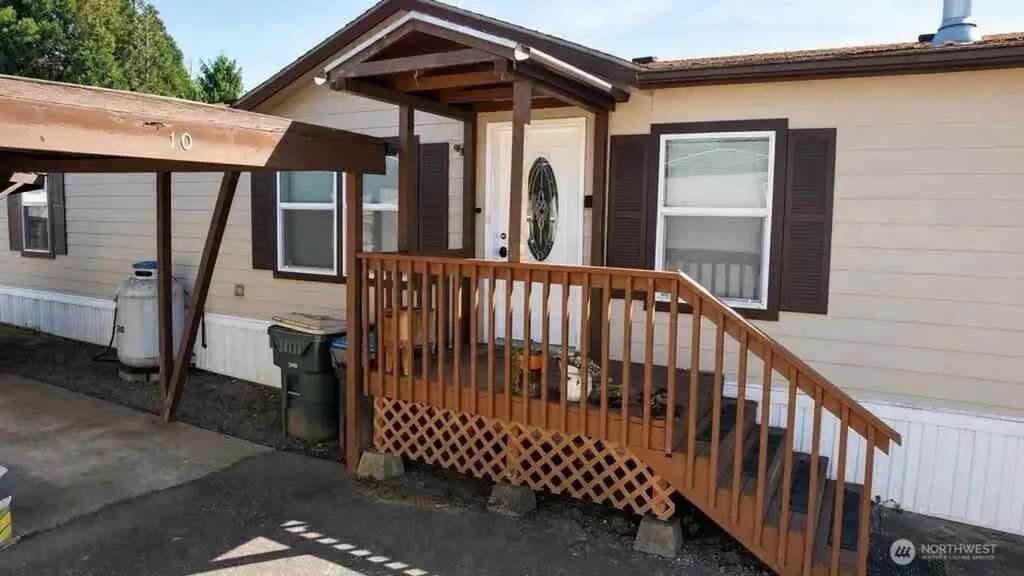 10239 185th Street SW Rochester WA 98579