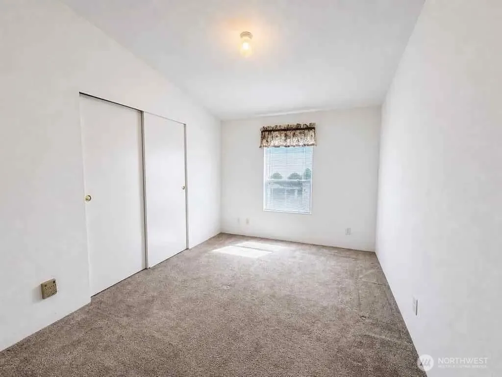 10239 185th Street SW Rochester WA 98579