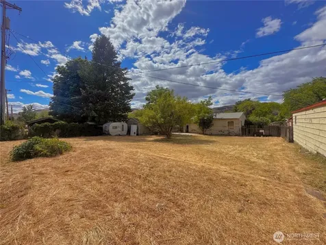 1027 Camas Street Coulee Dam WA 99116