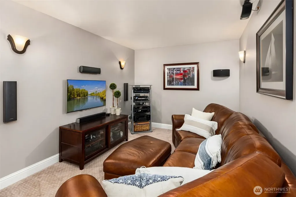 4560 Island Avenue Bainbridge Island WA 98110