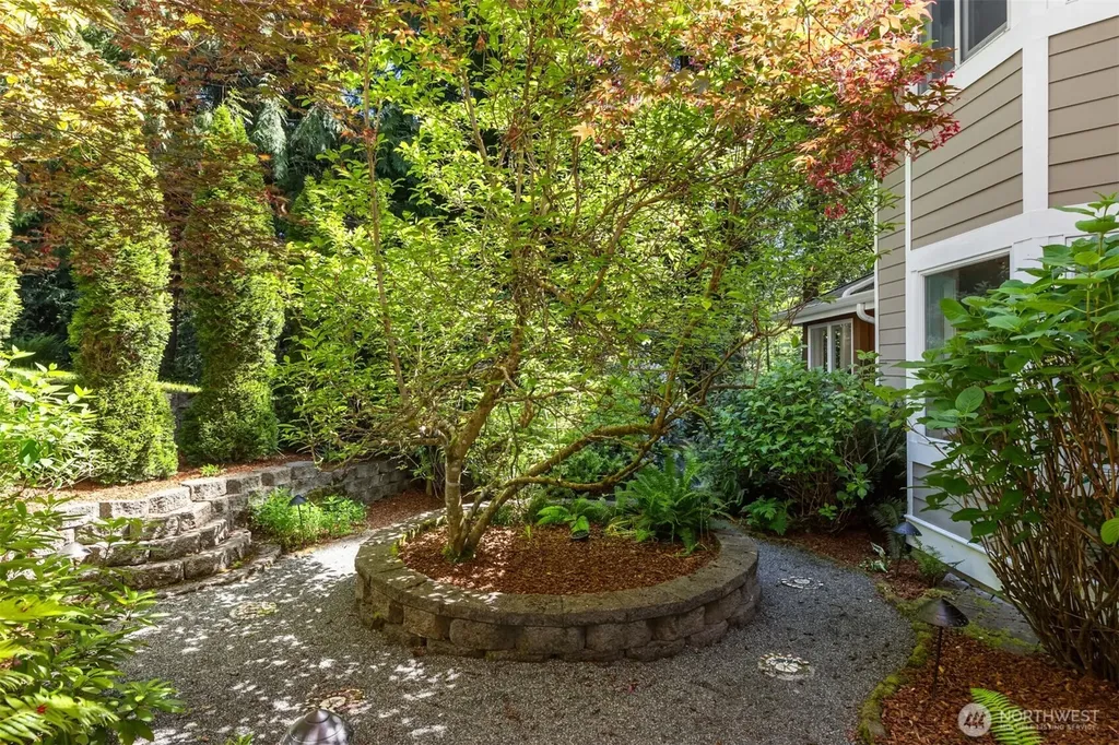 4560 Island Avenue Bainbridge Island WA 98110