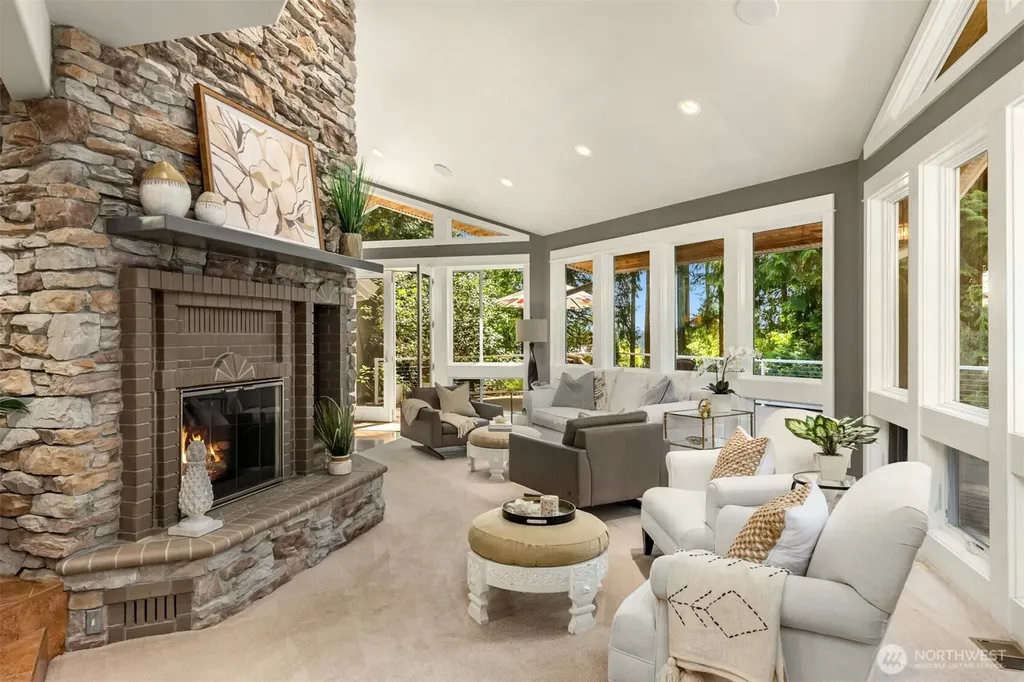 4560 Island Avenue Bainbridge Island WA 98110