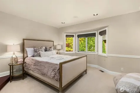 4560 Island Avenue Bainbridge Island WA 98110