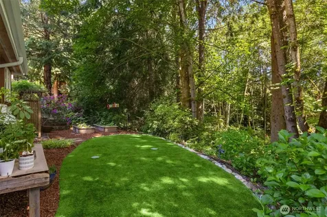 4560 Island Avenue Bainbridge Island WA 98110