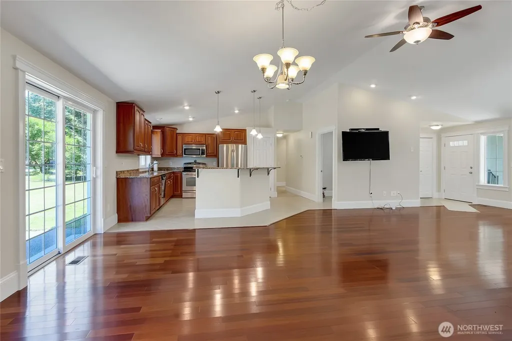 9938 168th Avenue SW Rochester WA 98579