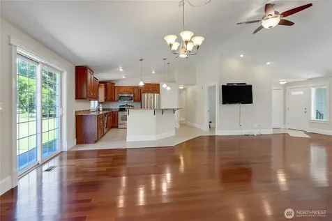 9938 168th Avenue SW Rochester WA 98579