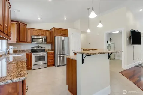 9938 168th Avenue SW Rochester WA 98579