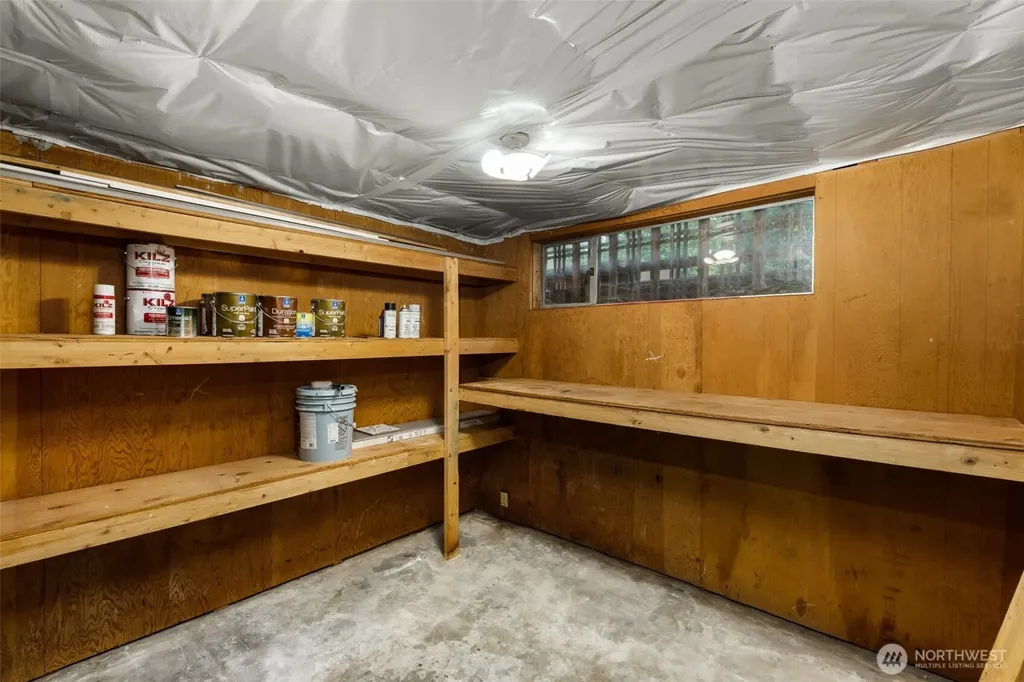 8805 SE 39th Street Mercer Island WA 98040
