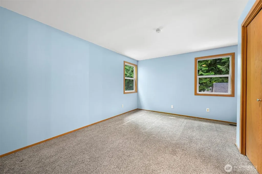 603 N Forest Court Lynden WA 98264