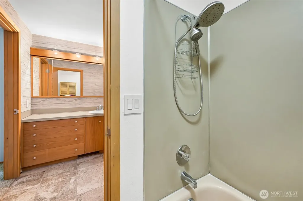 603 N Forest Court Lynden WA 98264