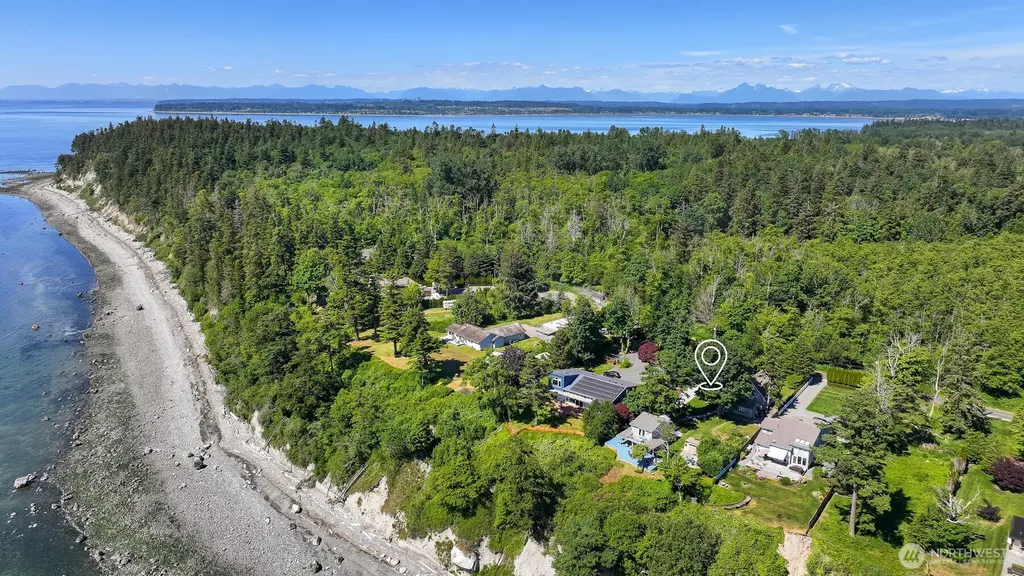 5551 Maple Way Blaine WA 98230