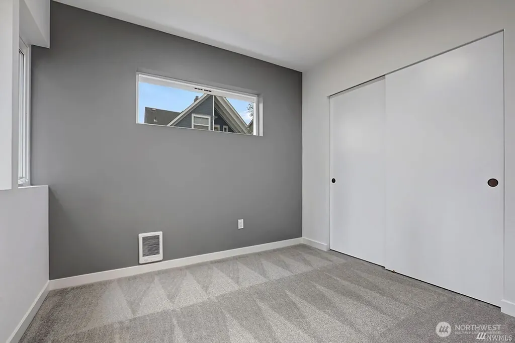 933 NW 52nd Street Seattle WA 98107