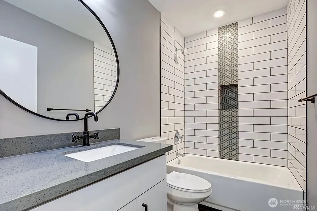 933 NW 52nd Street Seattle WA 98107
