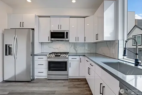 933 NW 52nd Street Seattle WA 98107