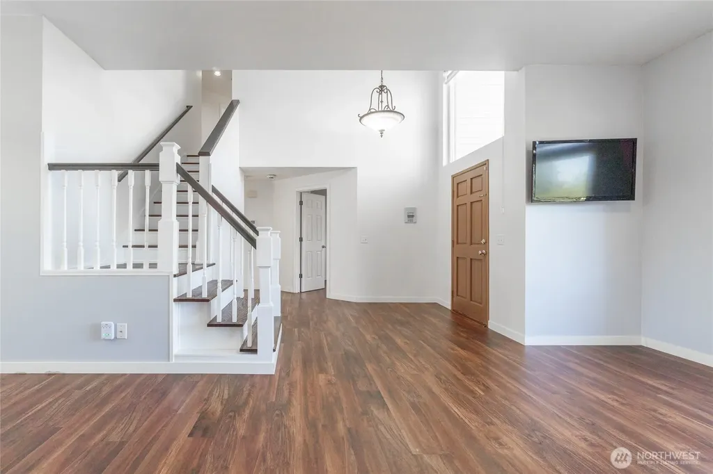 1128 57th Place SE Auburn WA 98092