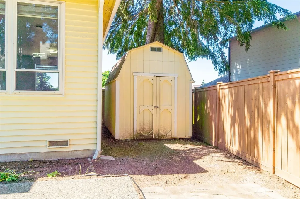 1128 57th Place SE Auburn WA 98092