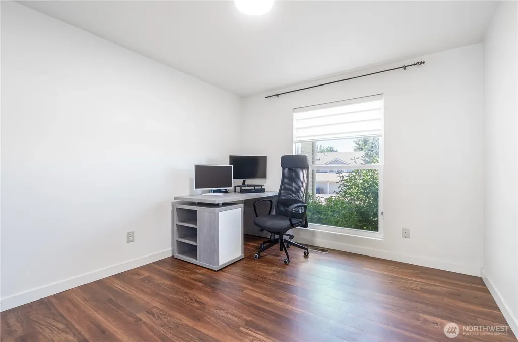 1128 57th Place SE Auburn WA 98092