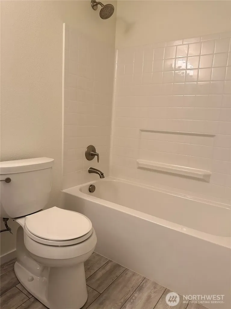 725 141st Place NE Bellevue WA 98007