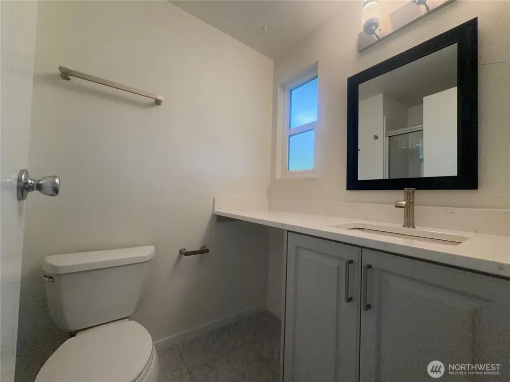725 141st Place NE Bellevue WA 98007