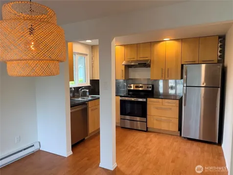 725 141st Place NE Bellevue WA 98007
