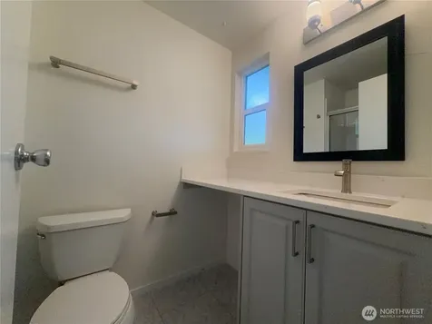 725 141st Place NE Bellevue WA 98007