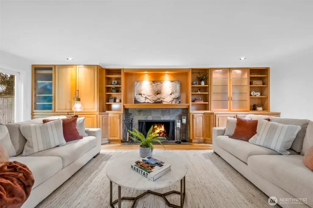 7928 SE 76th Street Mercer Island WA 98040
