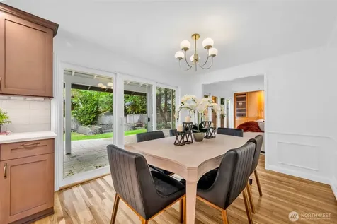 7928 SE 76th Street Mercer Island WA 98040