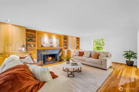 7928 SE 76th Street Mercer Island WA 98040
