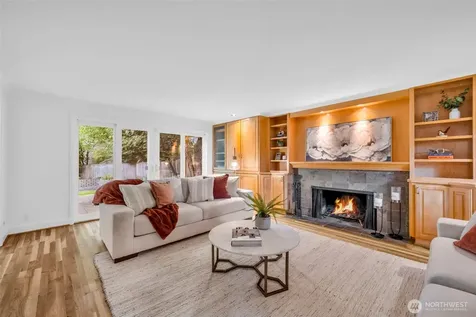 7928 SE 76th Street Mercer Island WA 98040