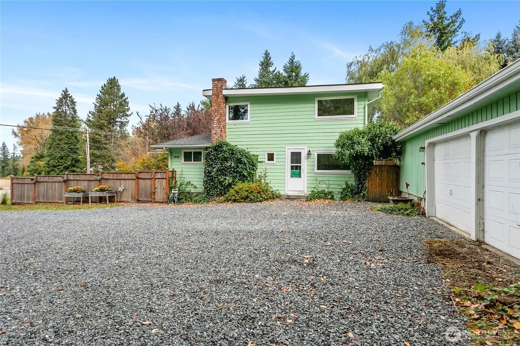1445 Mt Baker Highway Bellingham WA 98226
